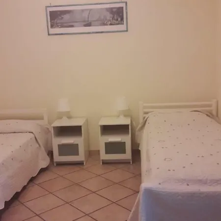 Case Vacanza Anna Апартаменты Фиджи